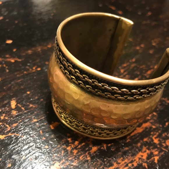 Women’s BOHO Antiqued Silver Cuff🤗🤗💖💖⚜️⚜️ - Picture 2 of 3